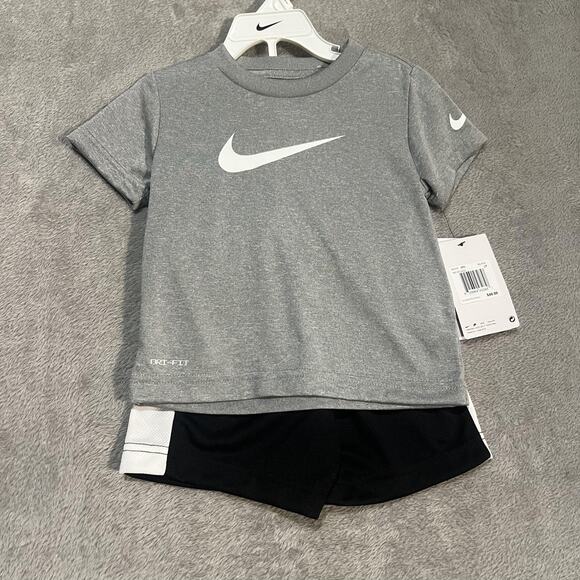 Nike Shirt Shorts Set Toddler Boys 2T Gray Black Dri-FIT Athletic Logo Outfit - Picture 1 of 4